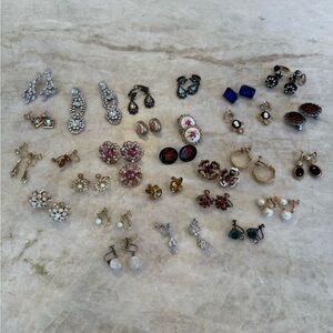 Lot of (27) Vintage Earrings